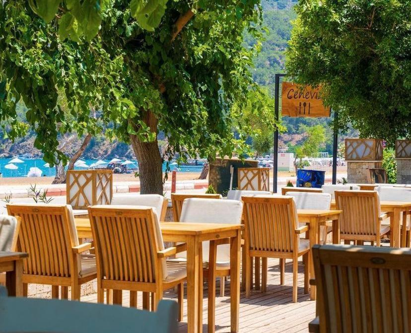 אדראסן Ceneviz Hotel מראה חיצוני תמונה