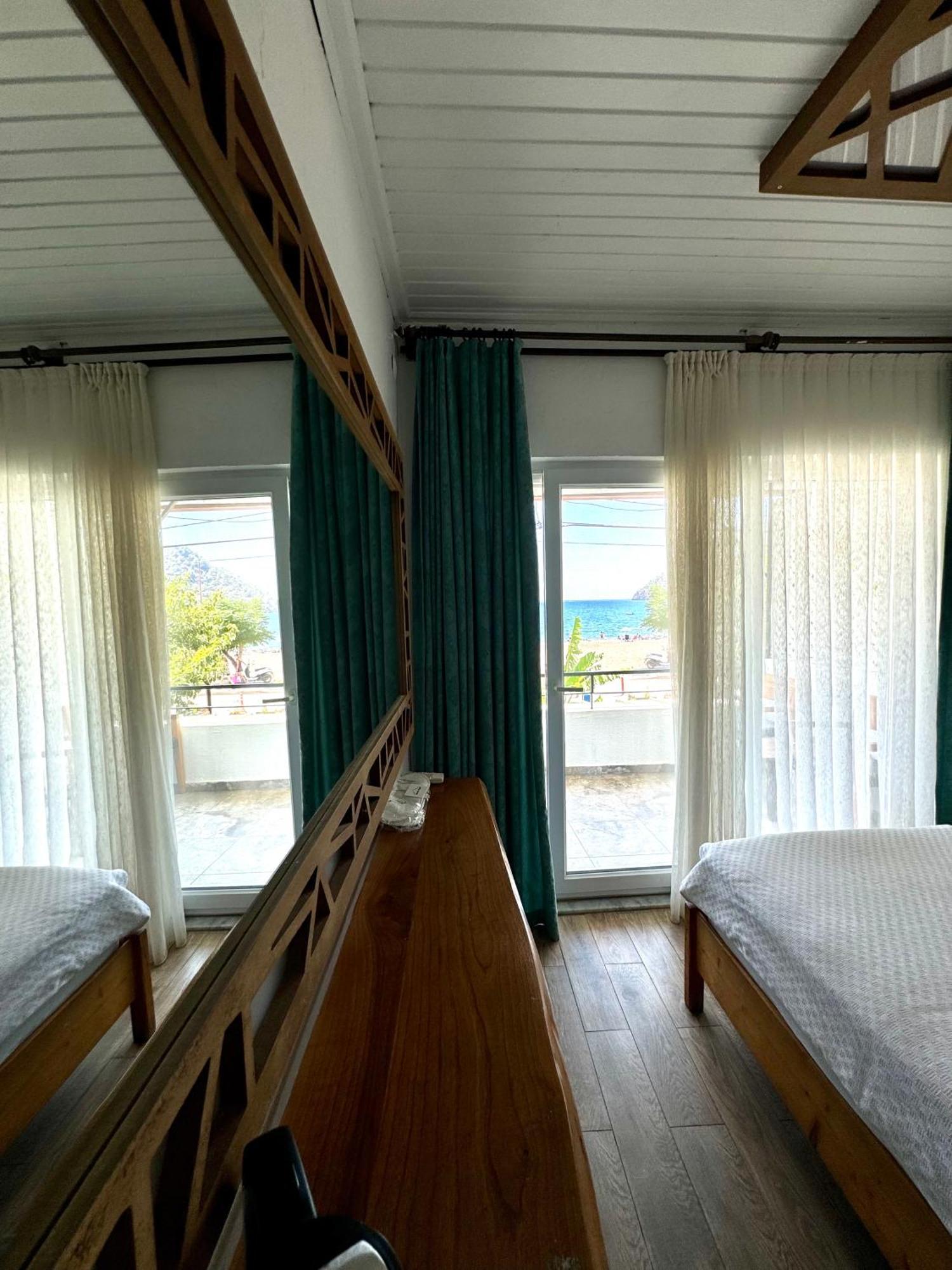 אדראסן Ceneviz Hotel מראה חיצוני תמונה